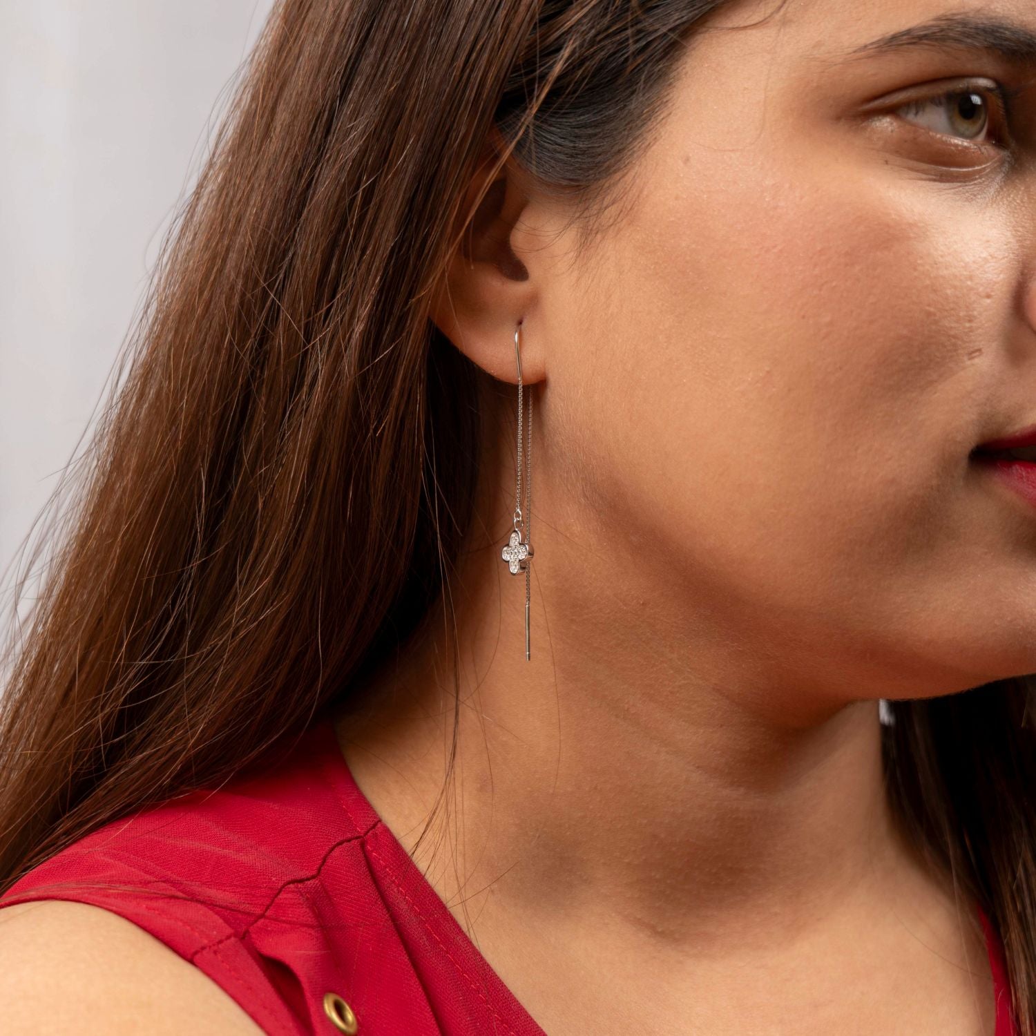 Clover Charm Sui Dhaga Earrings